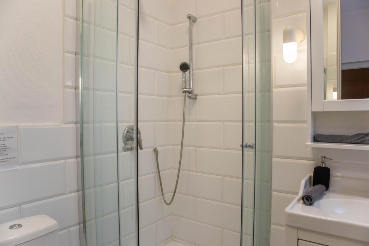 d.Five Irányi Apartment Budapest Kültér fotó