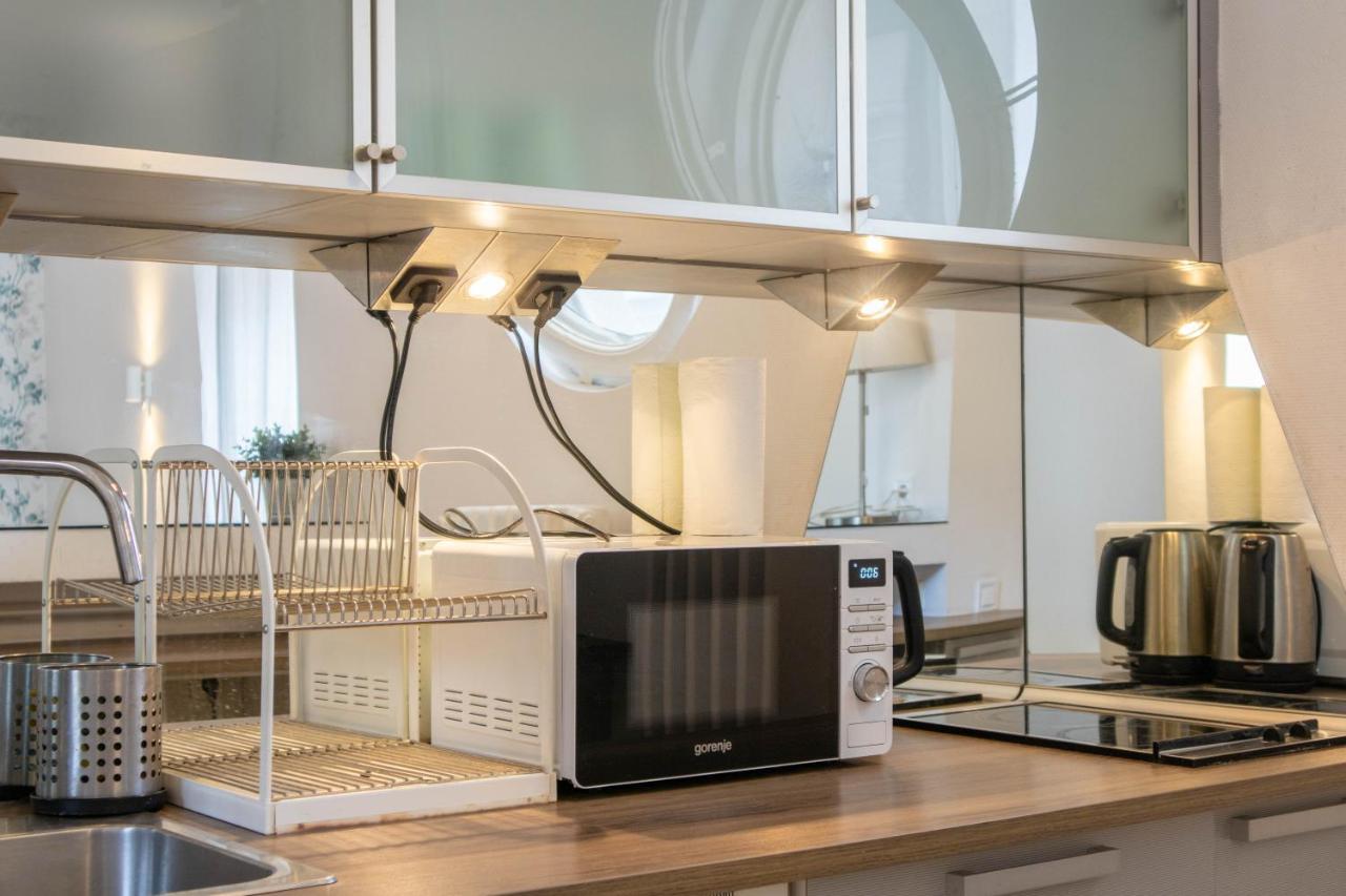 d.Five Irányi Apartment Budapest Kültér fotó