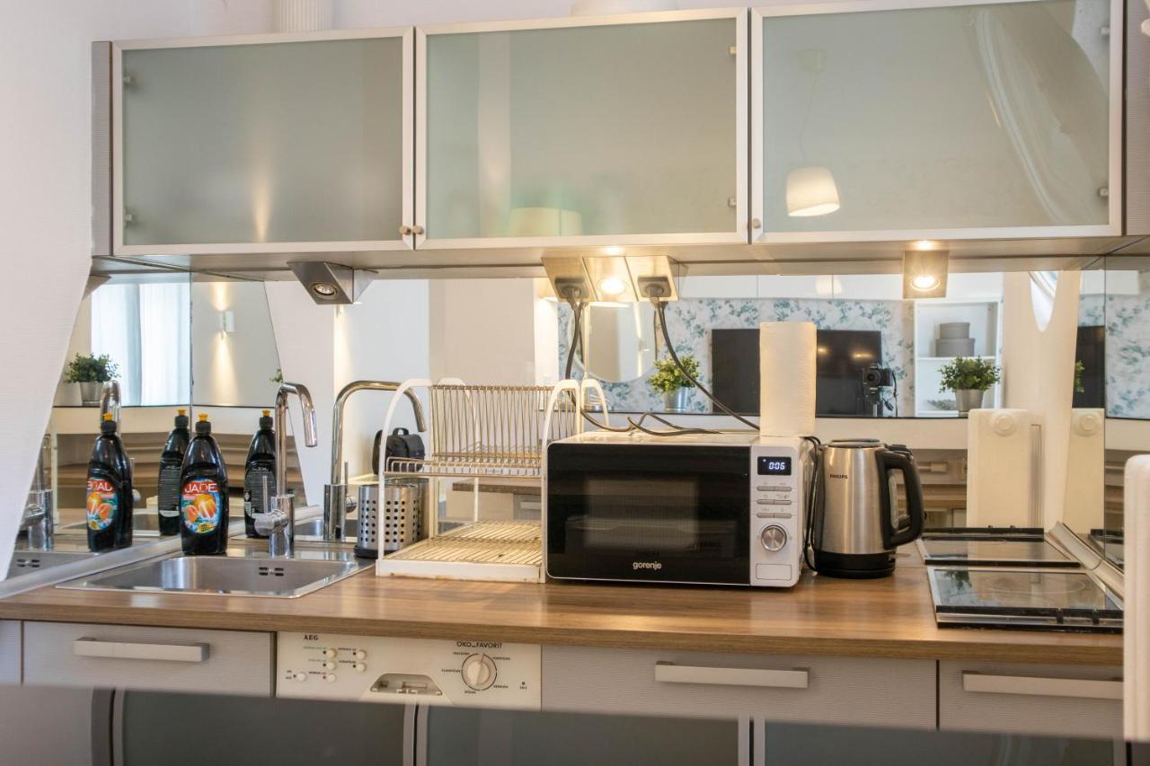 d.Five Irányi Apartment Budapest Kültér fotó